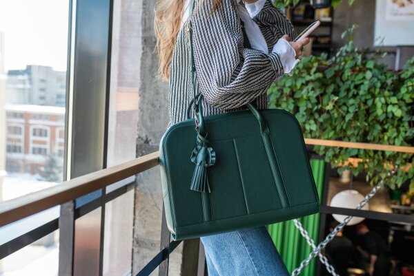 Женская деловая сумка Riviera green